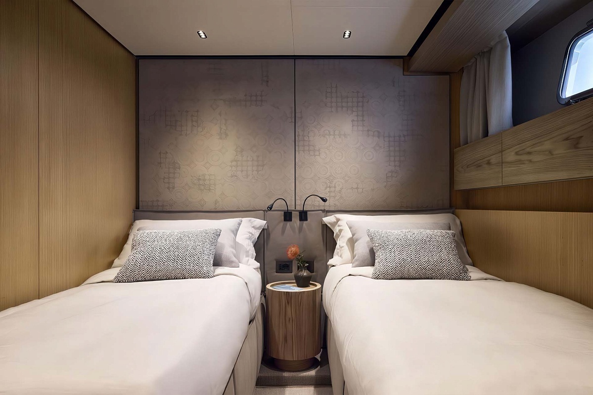Аренда мега яхты Sanlorenzo SL86A ALMA BLU в Италии и Сардинии